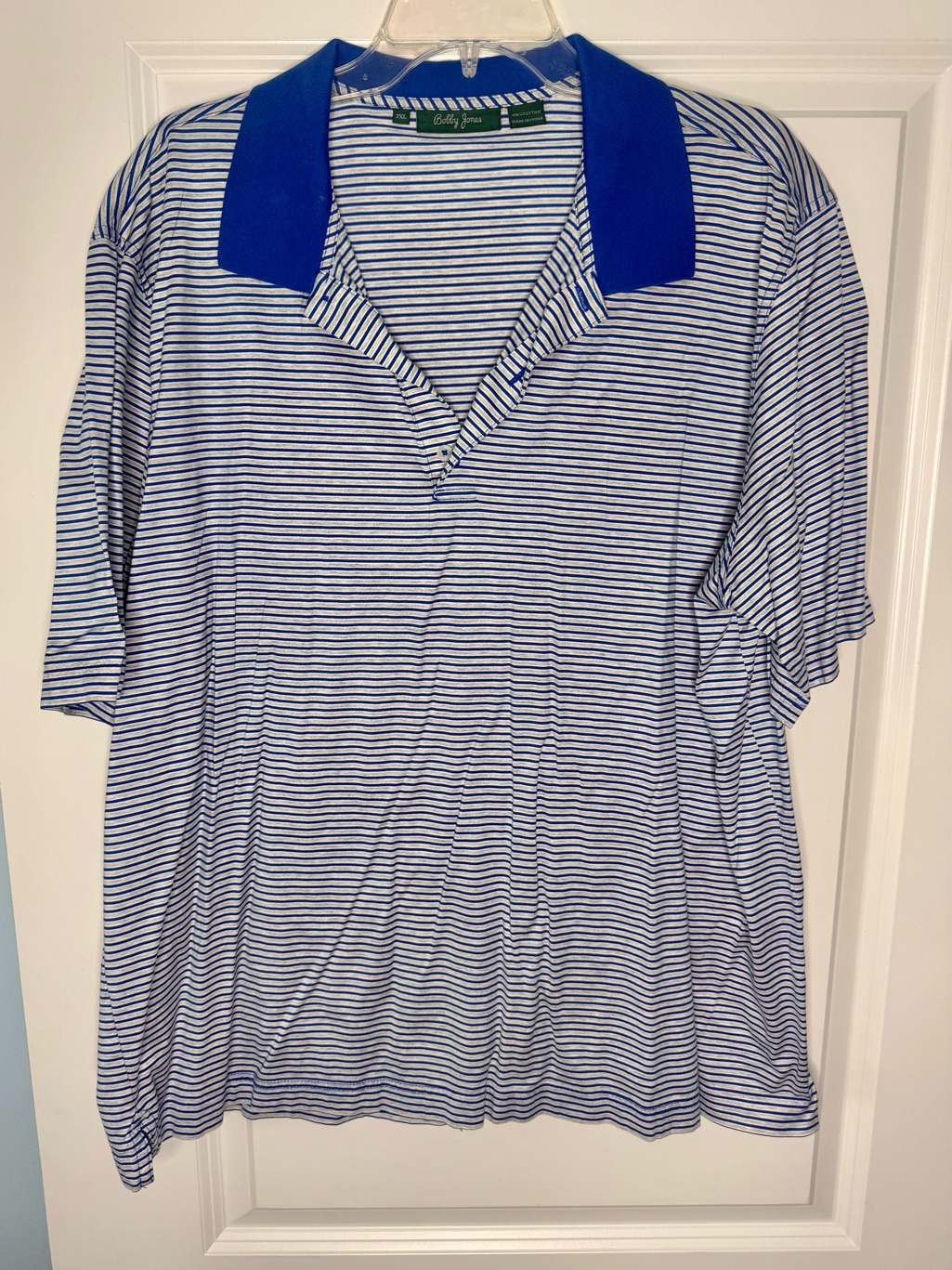 6/$15 Menâs Blue & Gray Striped Golf Polo